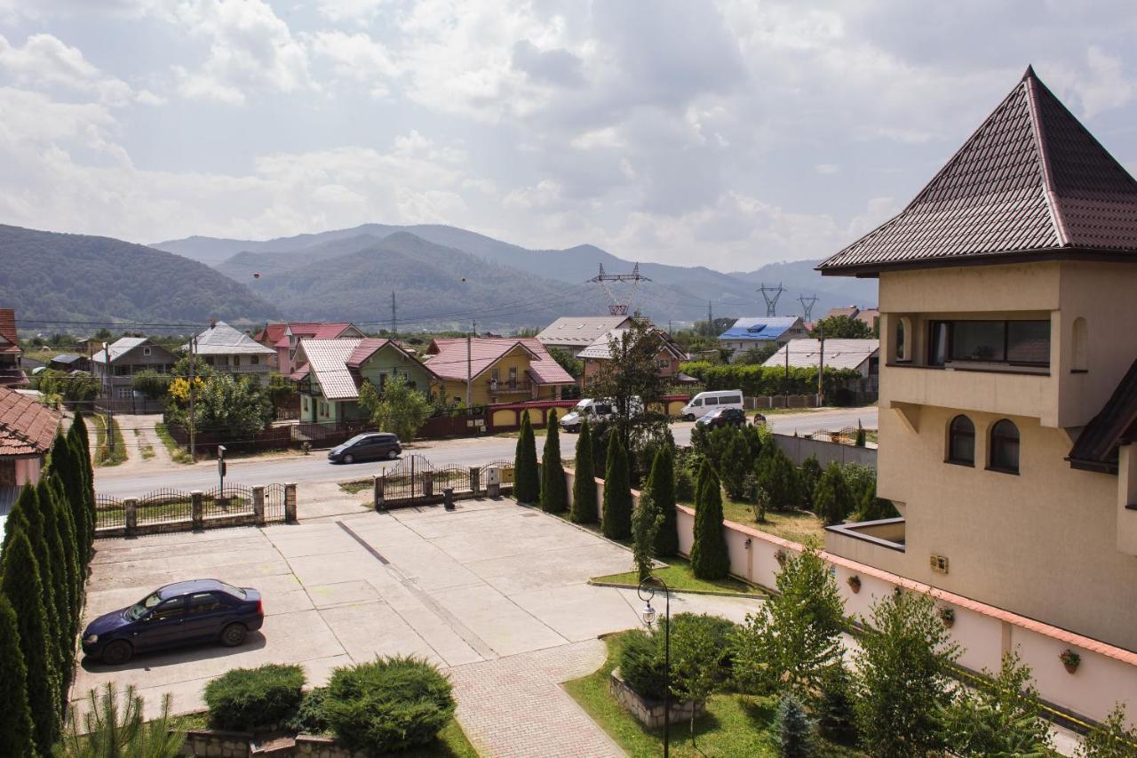 Pensiunea Roua Piatra Neamţ Exterior foto